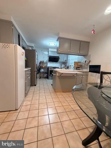 810 KENDRICK ST, Philadelphia, PA 19111