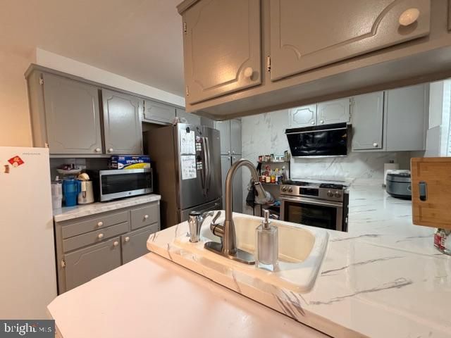 810 KENDRICK ST, Philadelphia, PA 19111