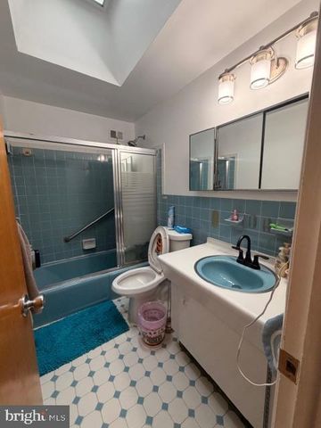 810 KENDRICK ST, Philadelphia, PA 19111