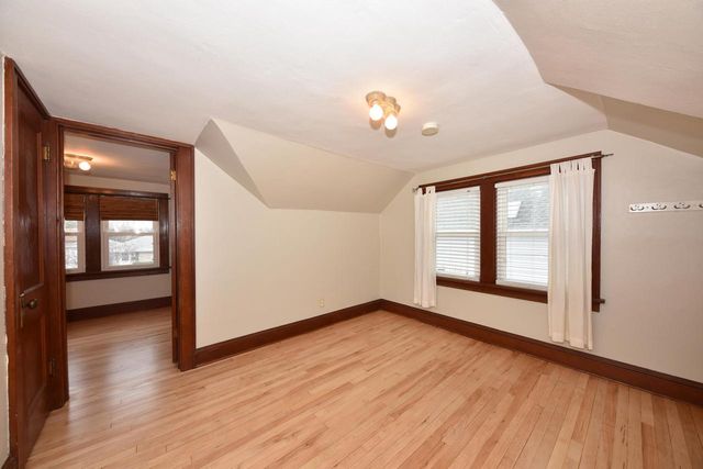 1320 Manitowoc AVENUE, South Milwaukee, WI 53172