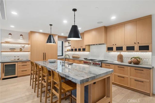 1717 E Ocean Boulevard, Newport Beach, CA 92661