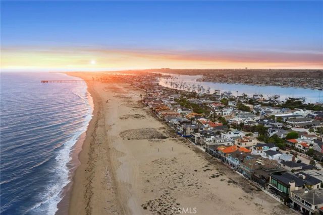 1717 E Ocean Boulevard, Newport Beach, CA 92661