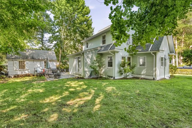 15 Ferncliff Road, Scarsdale, NY 10583