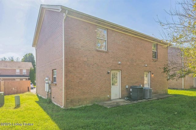 4237 Grantline View Ct, New Albany, IN 47150