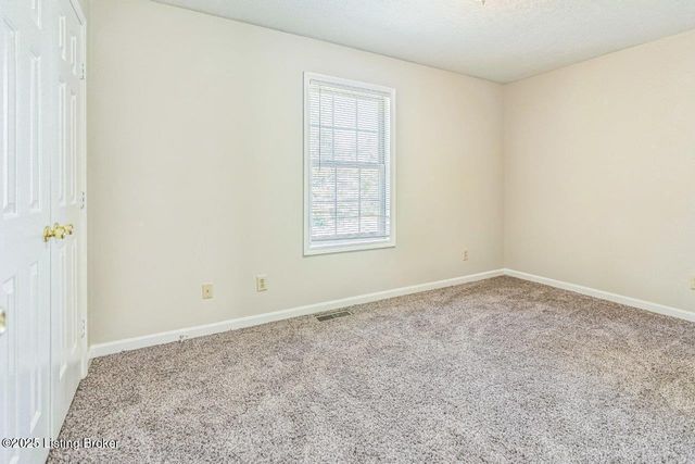 4237 Grantline View Ct, New Albany, IN 47150