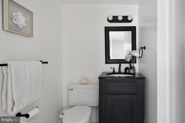 3772 KELLER AVE, Alexandria, VA 22302