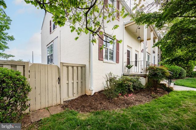 3772 KELLER AVE, Alexandria, VA 22302