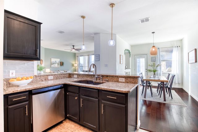 2805 Whetstone Drive, Corinth, TX 76210