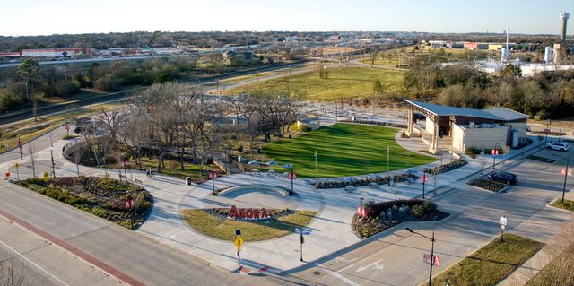 2805 Whetstone Drive, Corinth, TX 76210