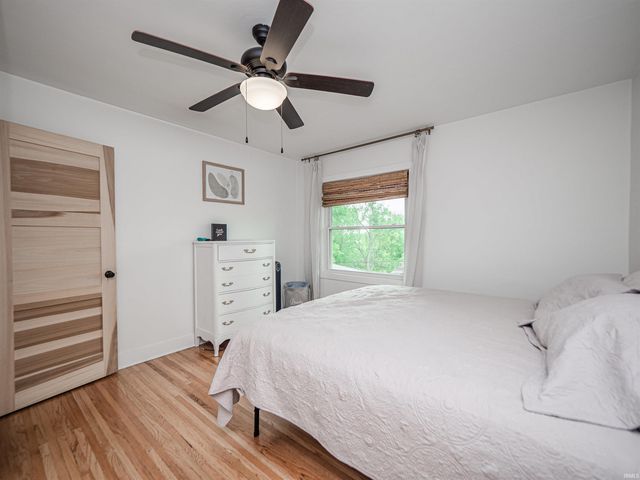 5206 Bridgeview Drive, Evansville, IN 47712