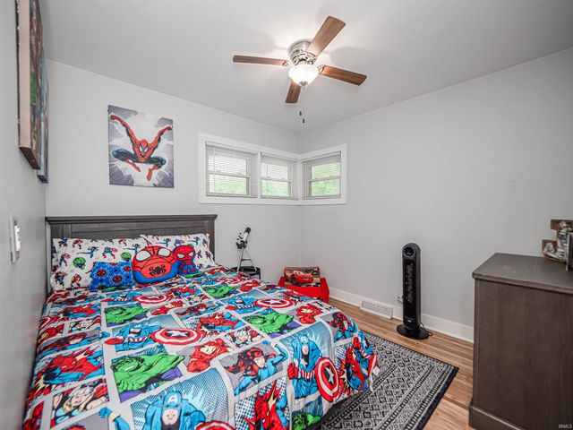5206 Bridgeview Drive, Evansville, IN 47712