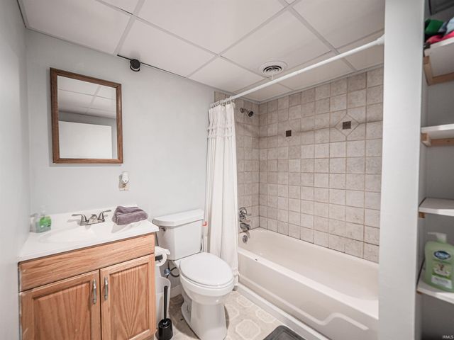 5206 Bridgeview Drive, Evansville, IN 47712