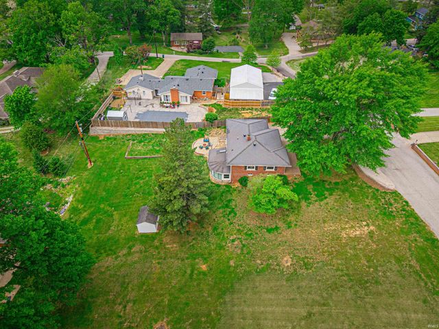 5206 Bridgeview Drive, Evansville, IN 47712