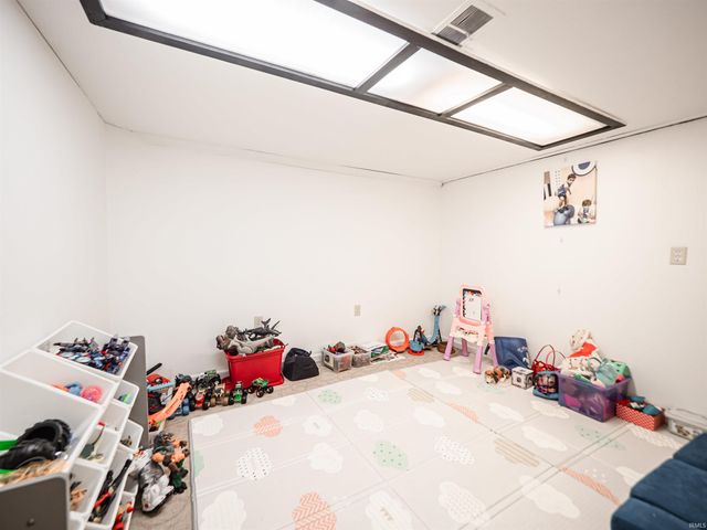 5206 Bridgeview Drive, Evansville, IN 47712
