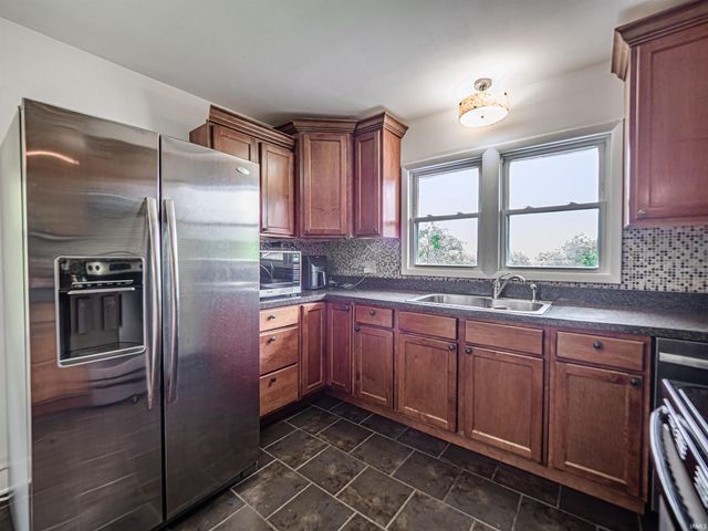 5206 Bridgeview Drive, Evansville, IN 47712