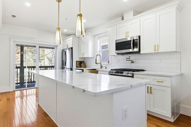 567 Park Street 2, Boston, MA 02124