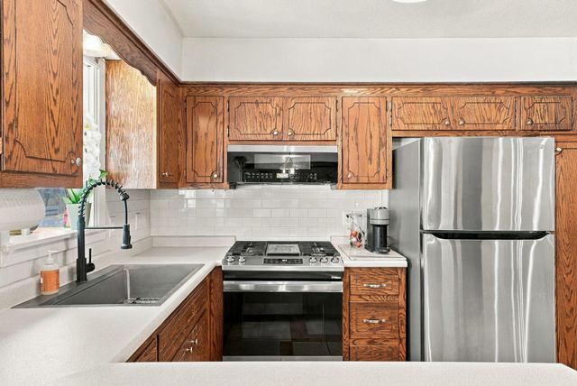 16641 Whitewood Avenue, Prior Lake, MN 55372