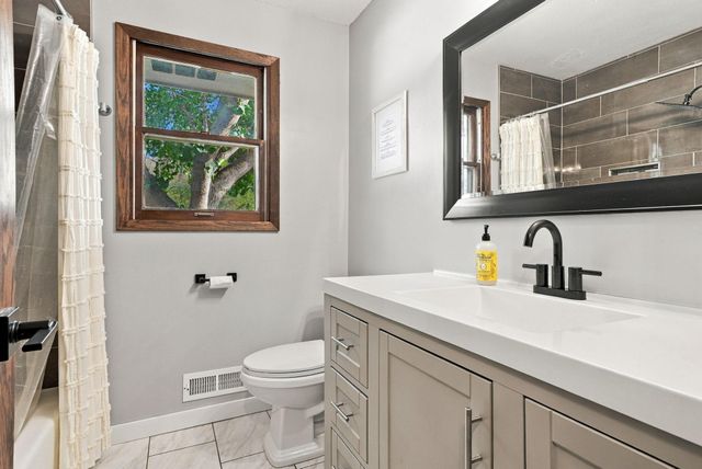 16641 Whitewood Avenue, Prior Lake, MN 55372