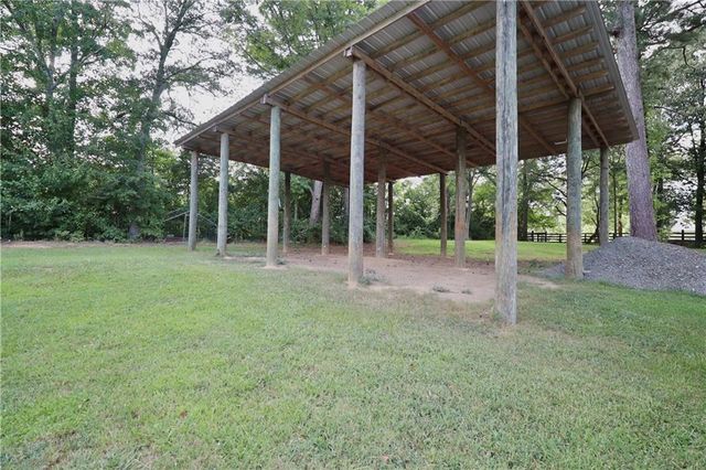 1402 Highway 101 S, Temple, GA 30179