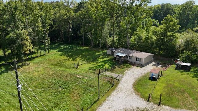 1402 Highway 101 S, Temple, GA 30179