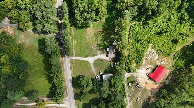 1402 Highway 101 S, Temple, GA 30179