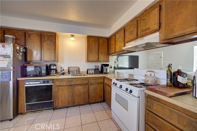 2120 Ocean Street, Oceano, CA 93445