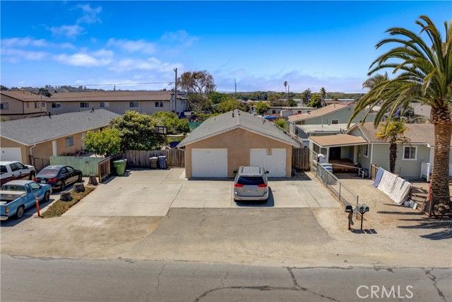 2120 Ocean Street, Oceano, CA 93445