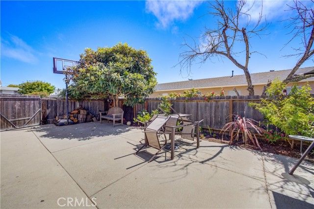 2120 Ocean Street, Oceano, CA 93445