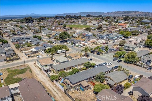 2120 Ocean Street, Oceano, CA 93445