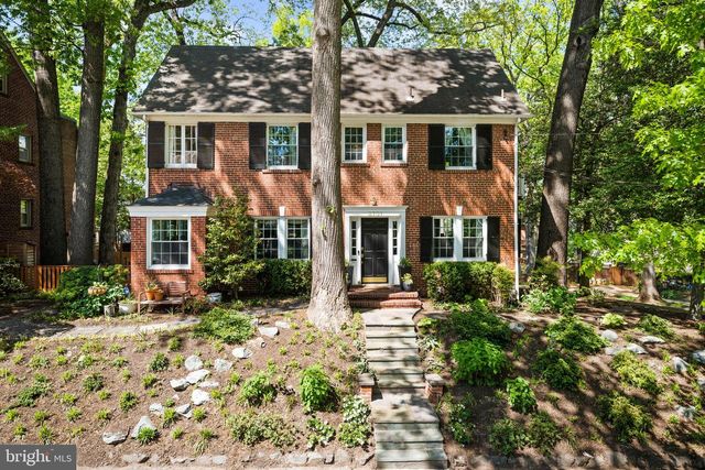 3701 JOCELYN ST NW, Washington, DC 20015