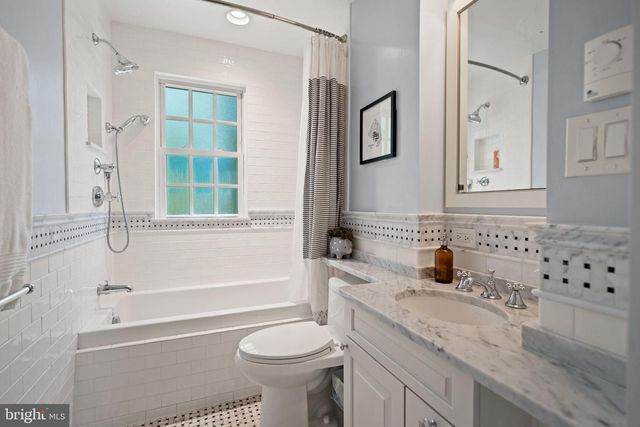 3701 JOCELYN ST NW, Washington, DC 20015