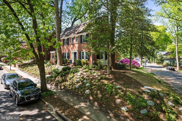 3701 JOCELYN ST NW, Washington, DC 20015