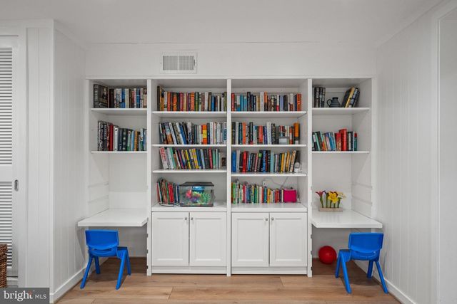 3701 JOCELYN ST NW, Washington, DC 20015