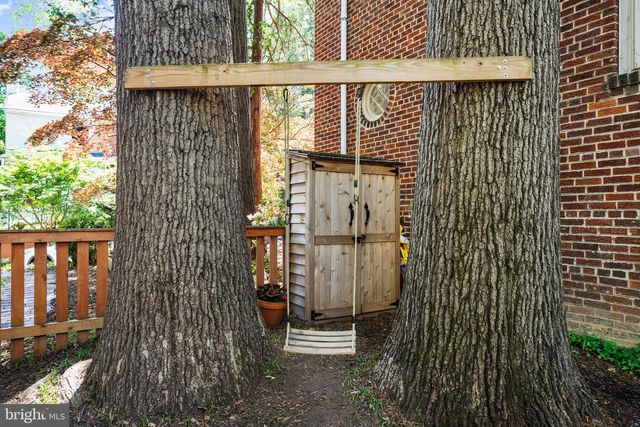 3701 JOCELYN ST NW, Washington, DC 20015