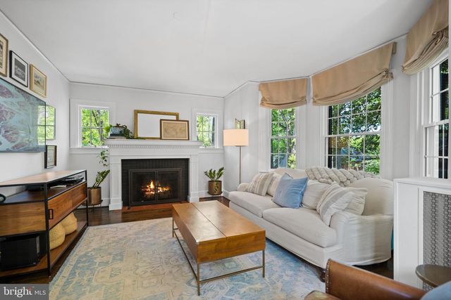 3701 JOCELYN ST NW, Washington, DC 20015