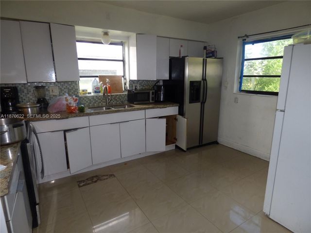 1321 NW 72nd Street, Miami, FL 33147