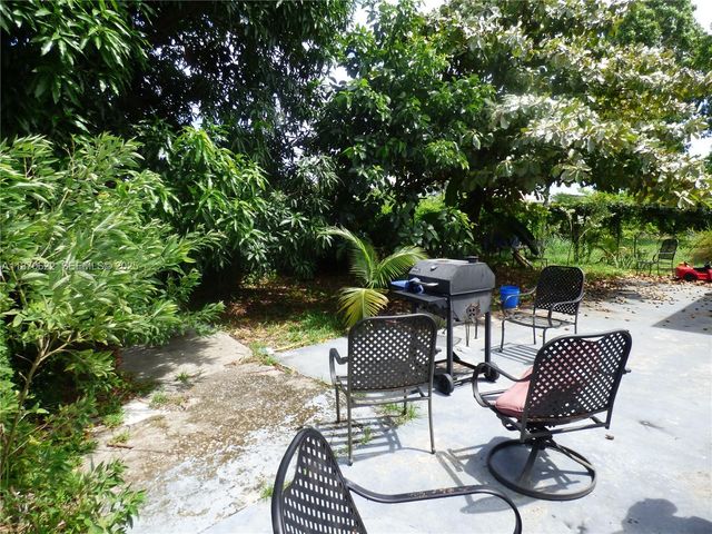1321 NW 72nd Street, Miami, FL 33147