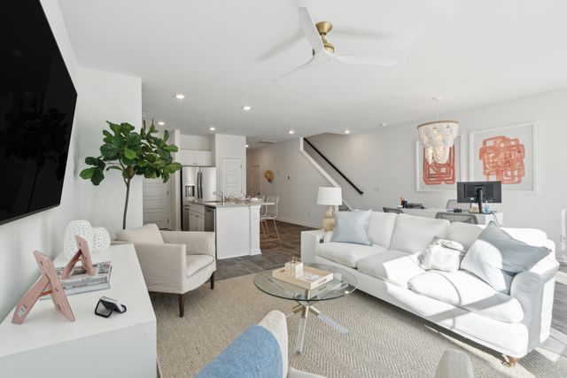 731 Ridgley Drive, Summerville, SC 29486