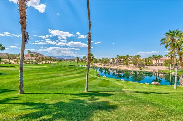 398 Blue Tee Court, Las Vegas, NV 89148