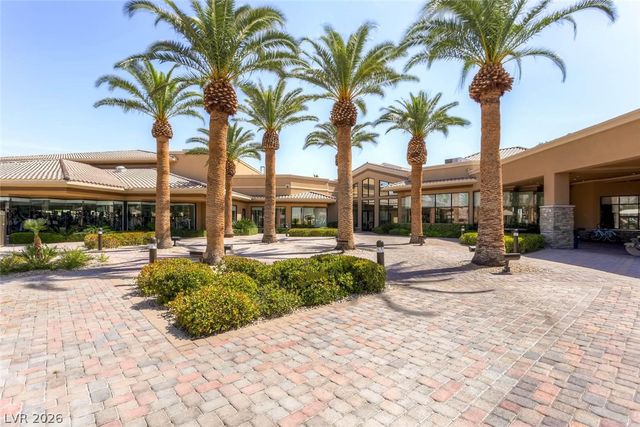 398 Blue Tee Court, Las Vegas, NV 89148