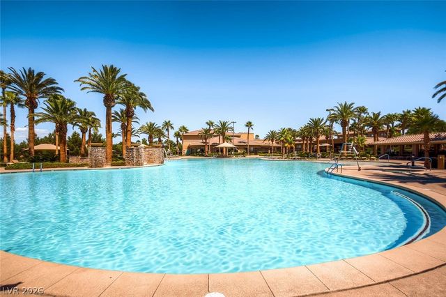 398 Blue Tee Court, Las Vegas, NV 89148