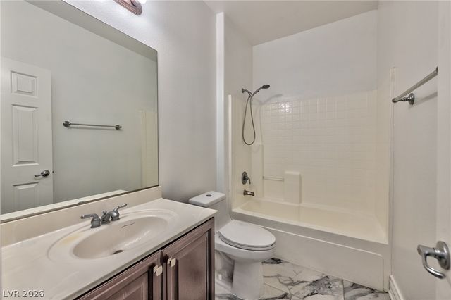 398 Blue Tee Court, Las Vegas, NV 89148