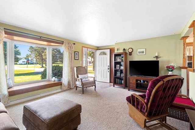 5091 CALEDONIA DRIVE, New Franken, WI 54229