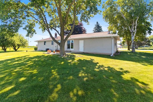 5091 CALEDONIA DRIVE, New Franken, WI 54229