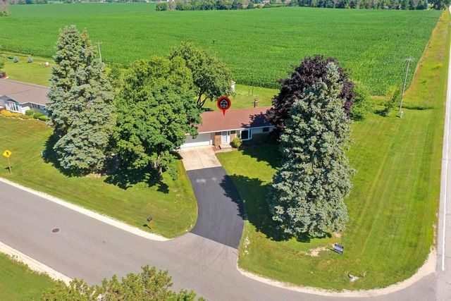 5091 CALEDONIA DRIVE, New Franken, WI 54229