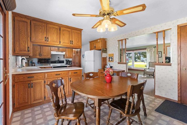 5091 CALEDONIA DRIVE, New Franken, WI 54229