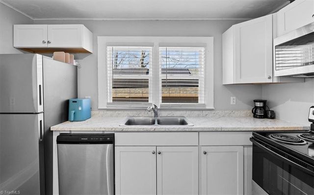 353 Austin Street, Burlington, NC 27217