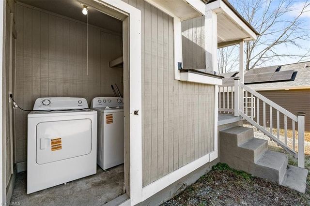 353 Austin Street, Burlington, NC 27217