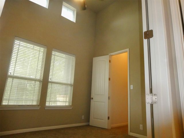 21905 ROCK WREN RD, Spicewood, TX 78669
