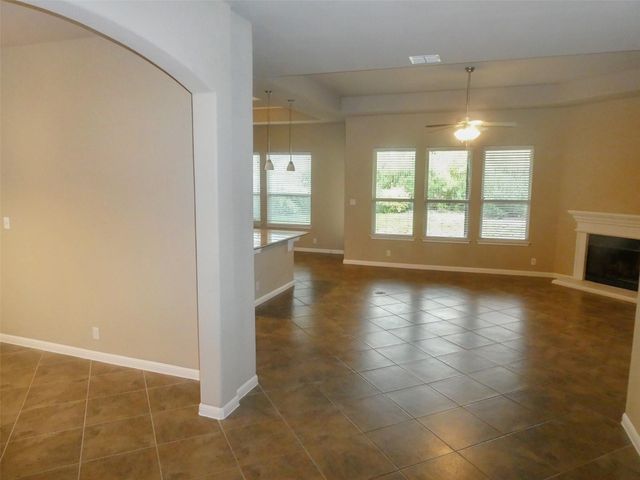 21905 ROCK WREN RD, Spicewood, TX 78669